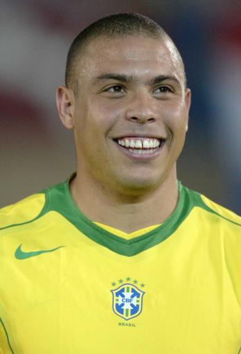 老鹰便以犀 老鹰便以犀