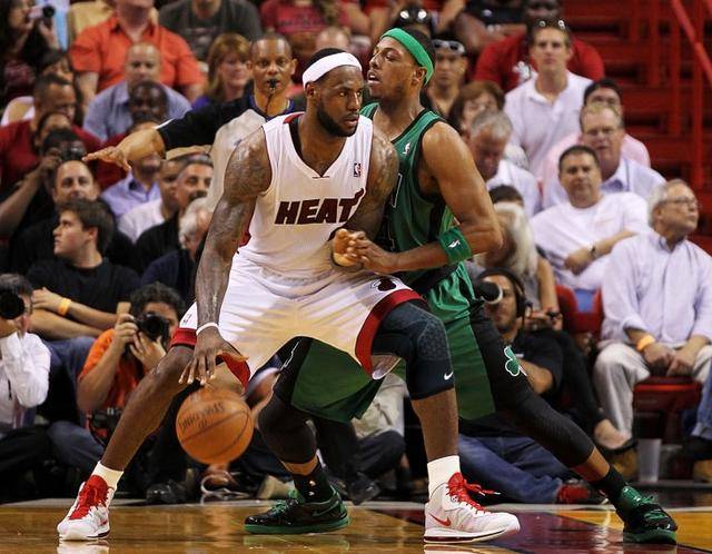 年轻天才往 年轻天才往