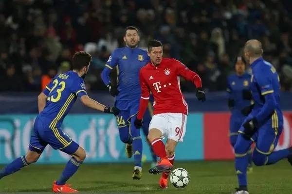 赛中缺乏深 赛中缺乏深